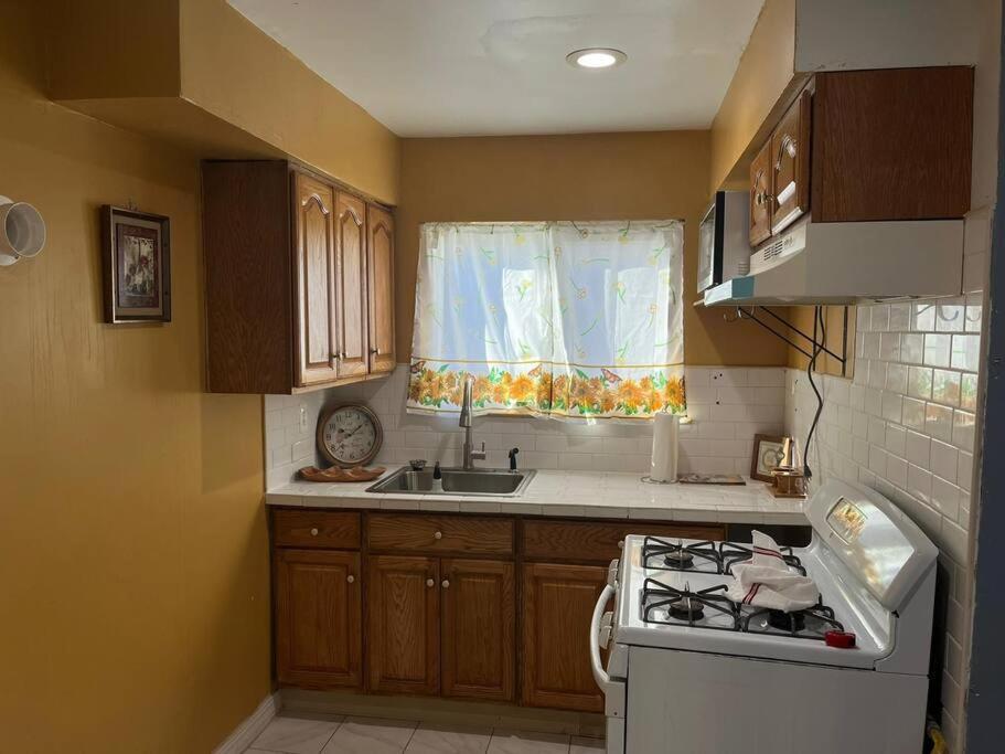 Your Cozy Comfy Rental New York Exterior foto